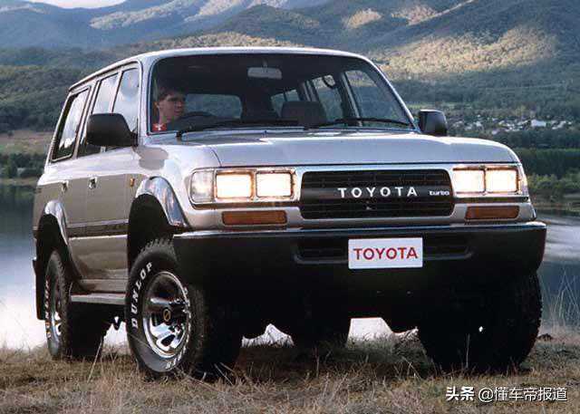 新车｜丰田全新一代兰德酷路泽新车型发布，银色车漆，气势凶猛