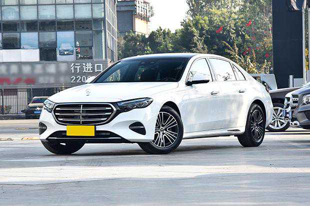 4月中大型车销量榜揭晓！小米SU7进前六，极氪001完胜奔驰E级