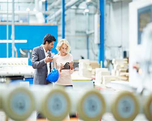 新车｜还走颜值路线？实拍新款路虎揽胜星脉250PS，售价56.8万元