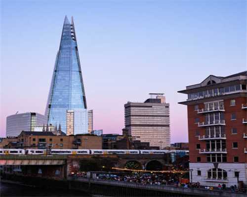 徐州女子27万购买奔驰车，开了两年发现竟出过重大事故