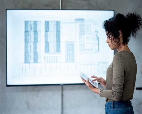 在网络节目中自称“冠军”，瓜子二手车和爱奇艺被判向人人车赔偿100万元