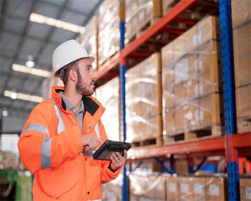 新车 | 依维柯新一代Daily国内亮相，配3.0T柴油发动机，欧胜继任者