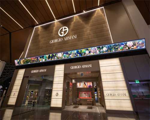 连跌2万！体验大众途观L：黑武士外观，2.0T+内饰精良，空间真大