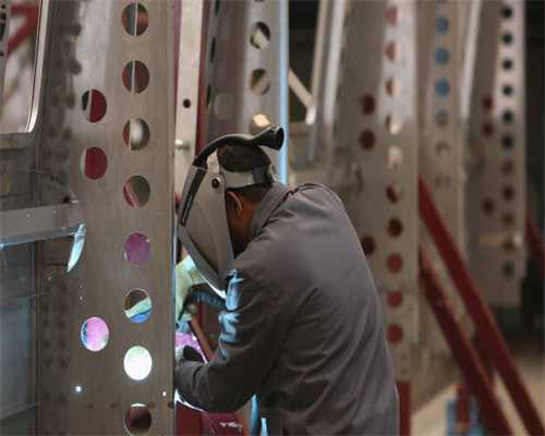 树美式豪华标杆？ 解析林肯Continental