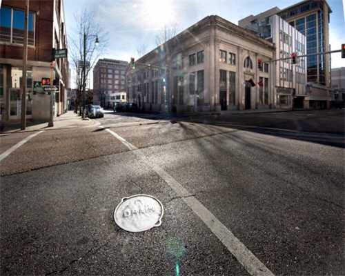 手动自动都有，5.1L油耗丰田低价三厢家轿，品质不爱坏，实拍威驰