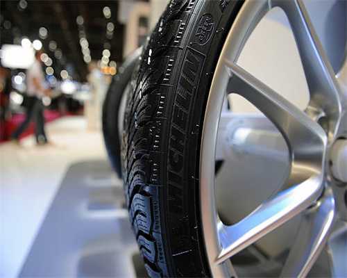 20.57万喜提大众途观L，百公里油耗9.8升，这几处缺点挺致命