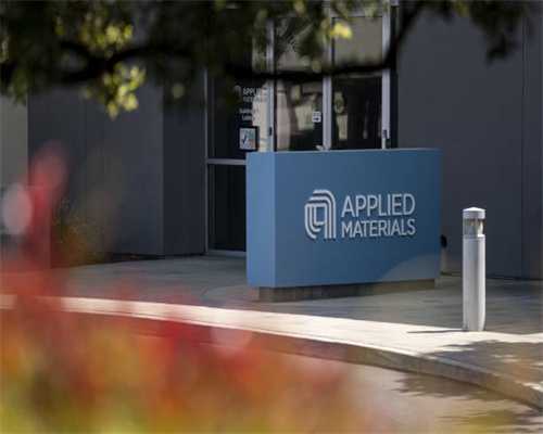 男子在南宁安吉二手车市场买车遇“怪事”：贷款5.4万银行却放款近7万元