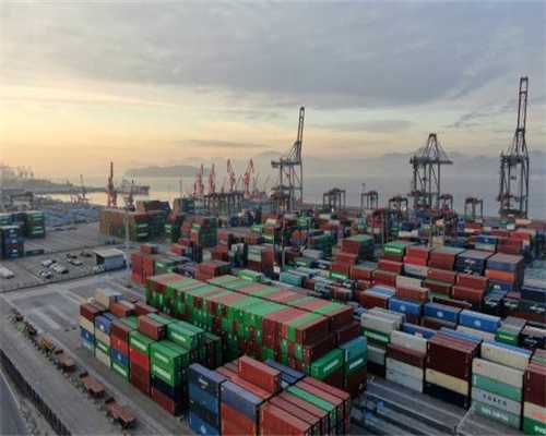 比奥迪A6L还有面子，从1.8T到V6动力，25.28万元起，实拍红旗H7