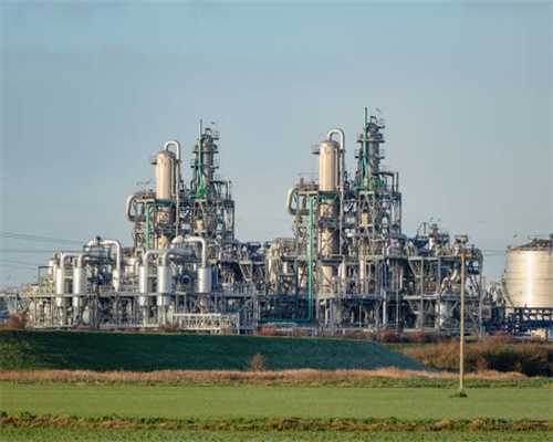 又到17年大众速腾一台，速腾这个车经济实惠，家庭用车首...